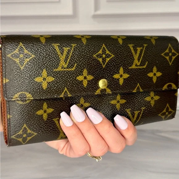 Louis Vuitton Monogram Sarah Wallet – Full Size Flap | Full Set | Vintage Icon - Picture 5 of 8